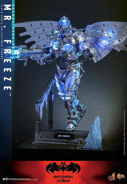 Pre-Order - Batman & Robin MMS800 Mr. Freeze (Deluxe Ver.) 1/6th Scale Collectible Figure