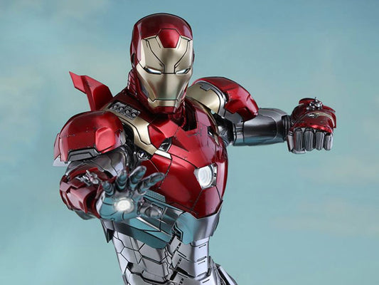 Spider-Man: Homecoming MMS427D19 Iron Man (Mark XLVII) 1/6th Scale Collectible Figure