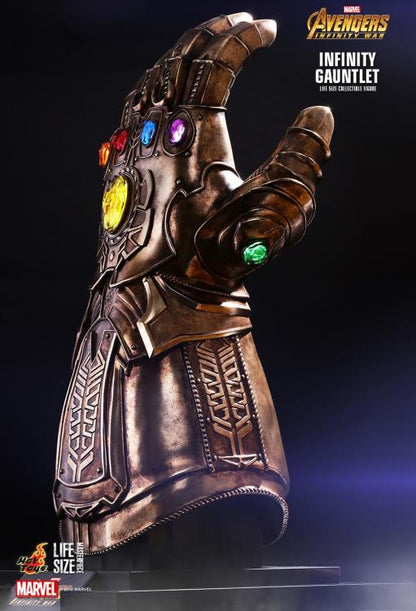 Avengers: Infinity War LMS006 Infinity Gauntlet Life-Size Collectible